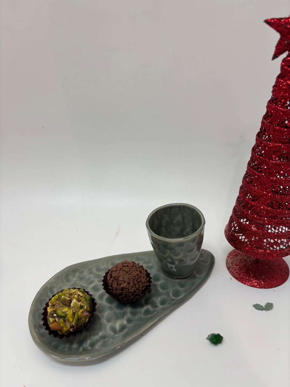 Brigadeiros no Serviço de Café, Dedadas Gris
